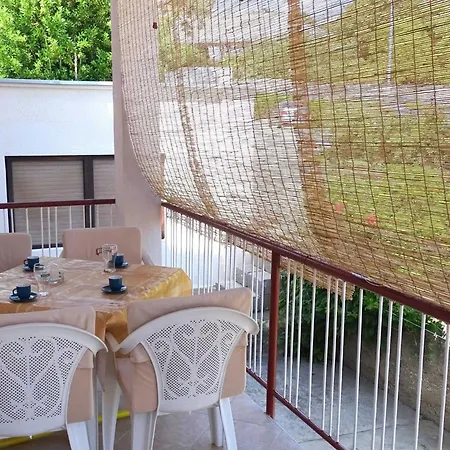 Seafront With Balcony *